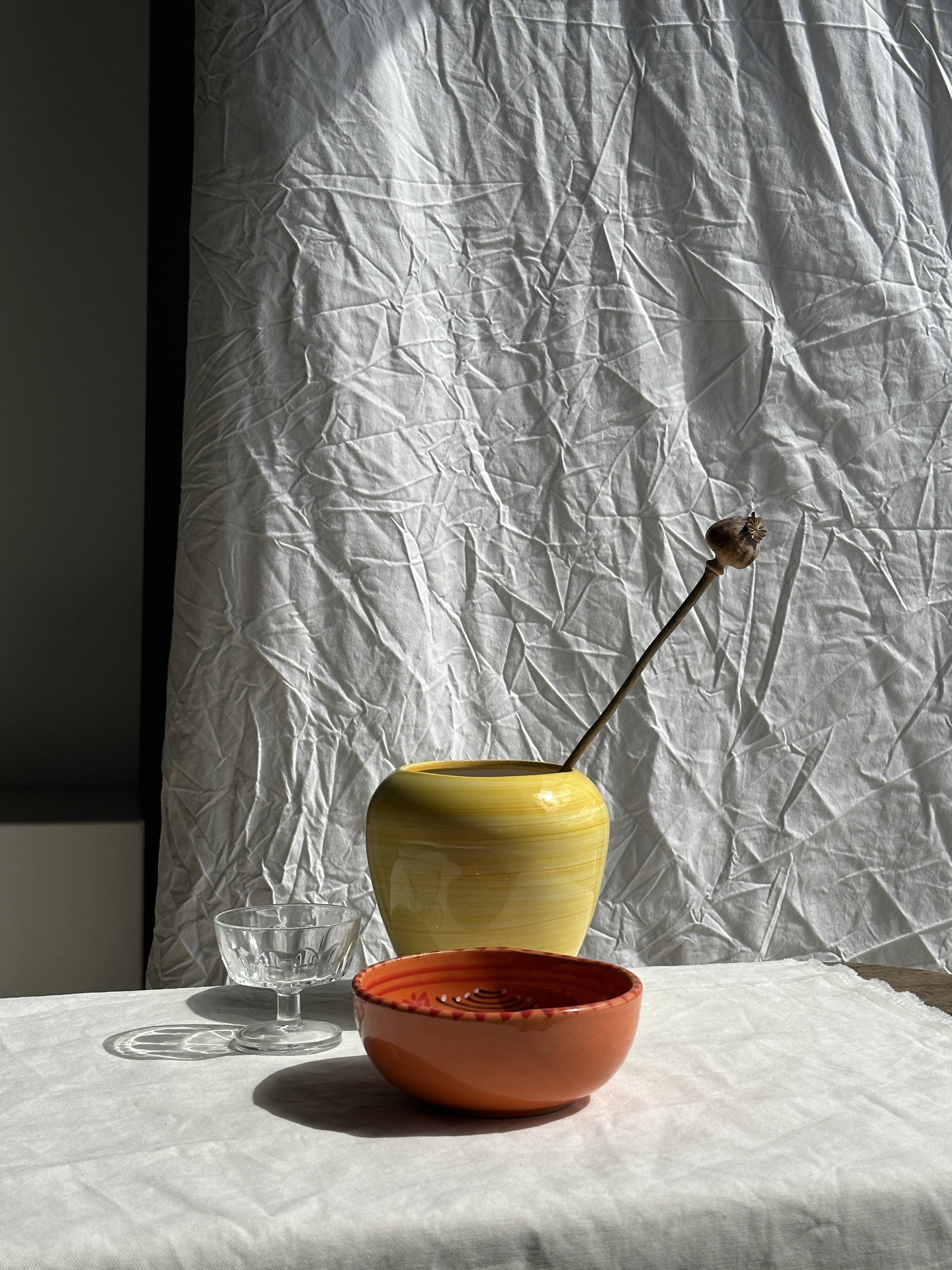 11 France Arcoroc footed bowls