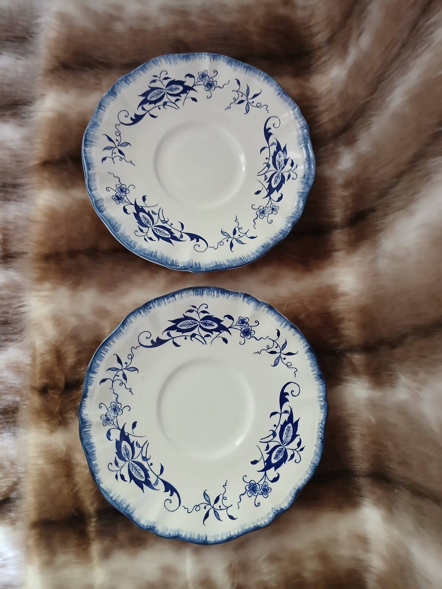 2 antique Lancaster cups