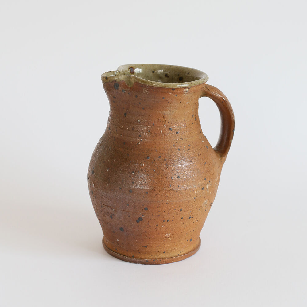 Sandstone pitcher