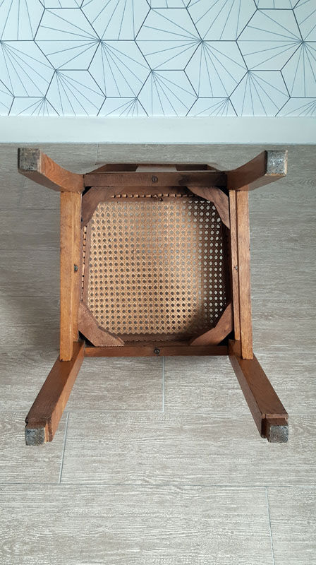 Vintage art deco year chair.