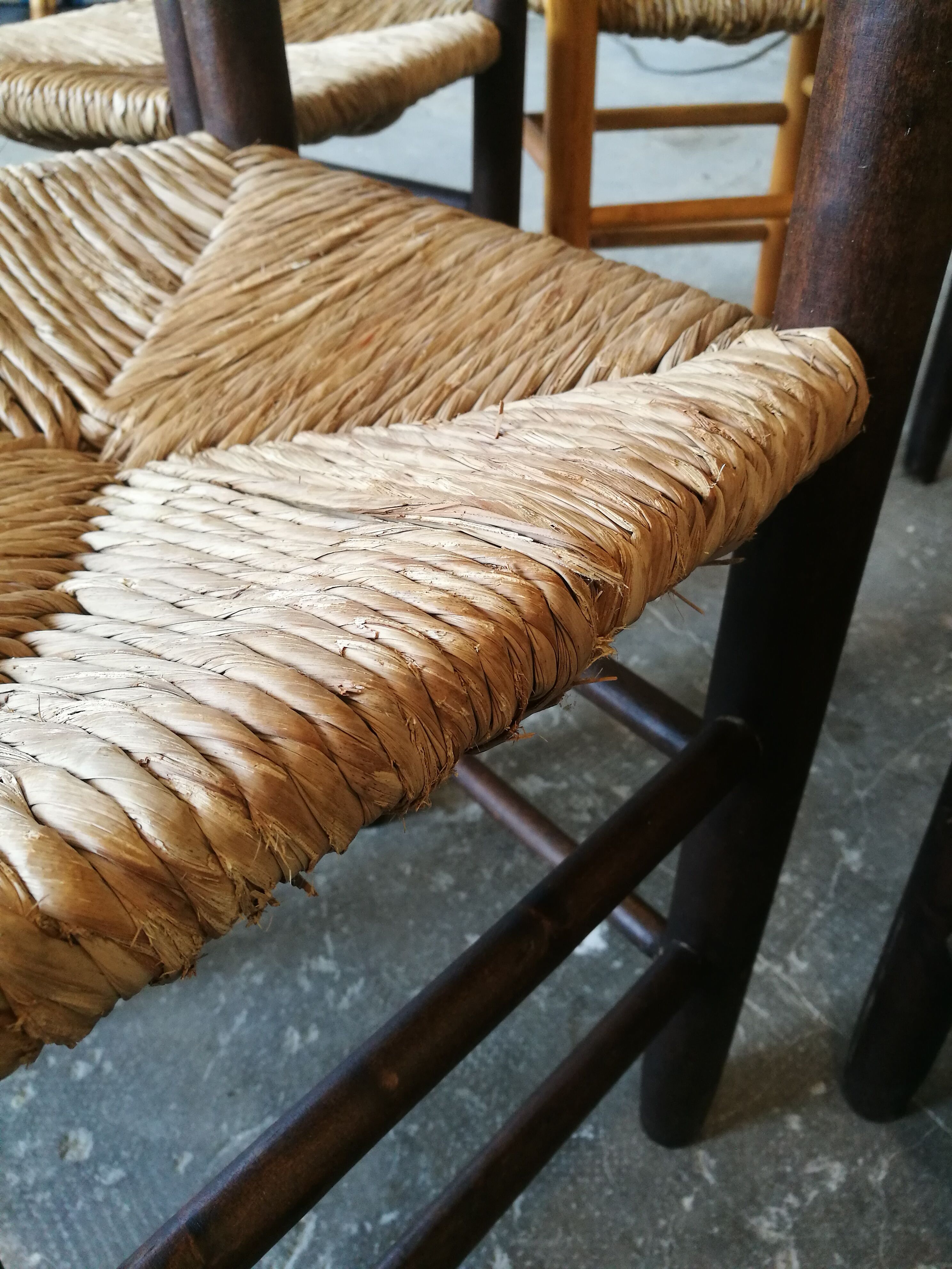 Set of six mulched chairs