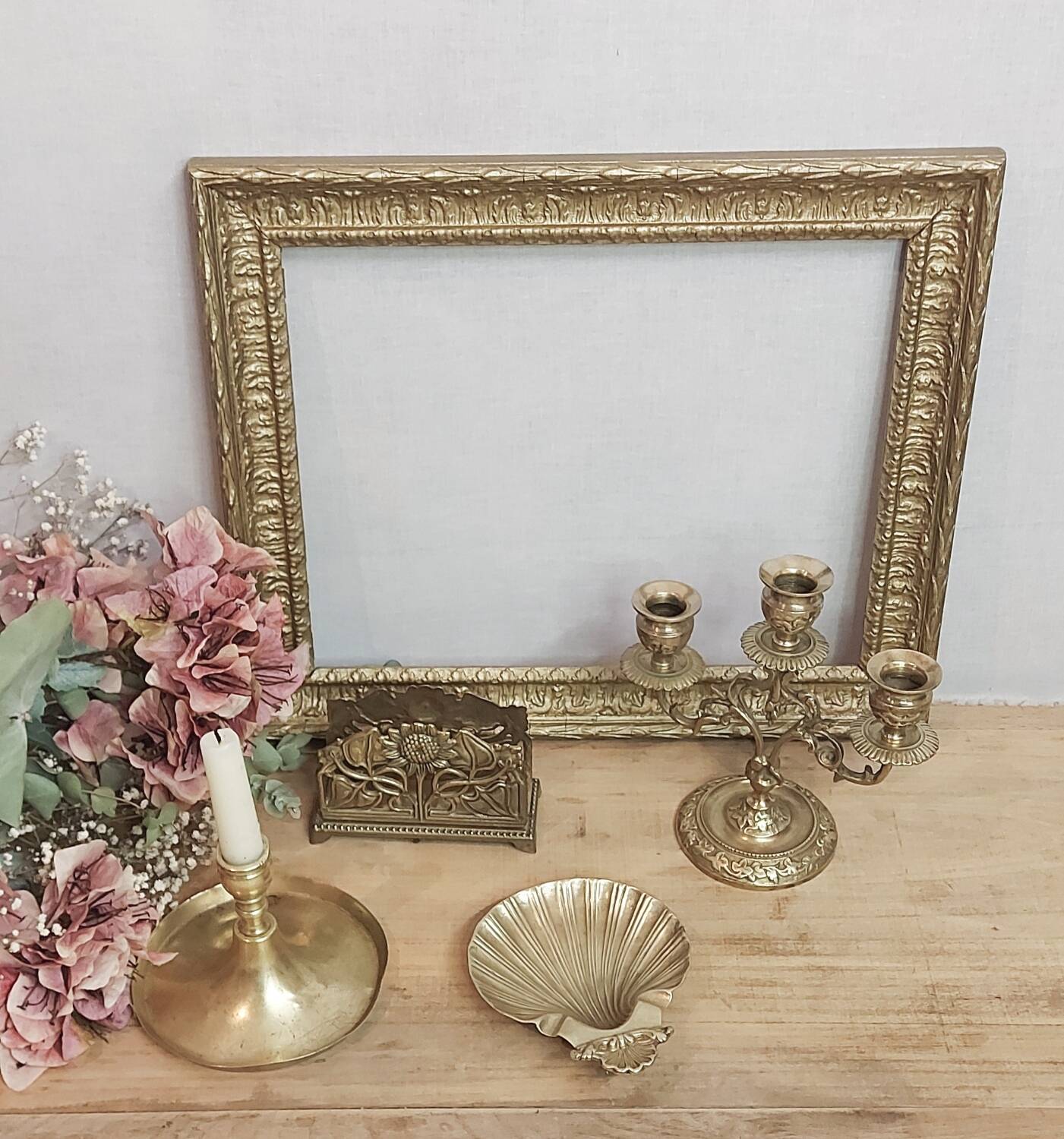 Brass candlestick / candelabra