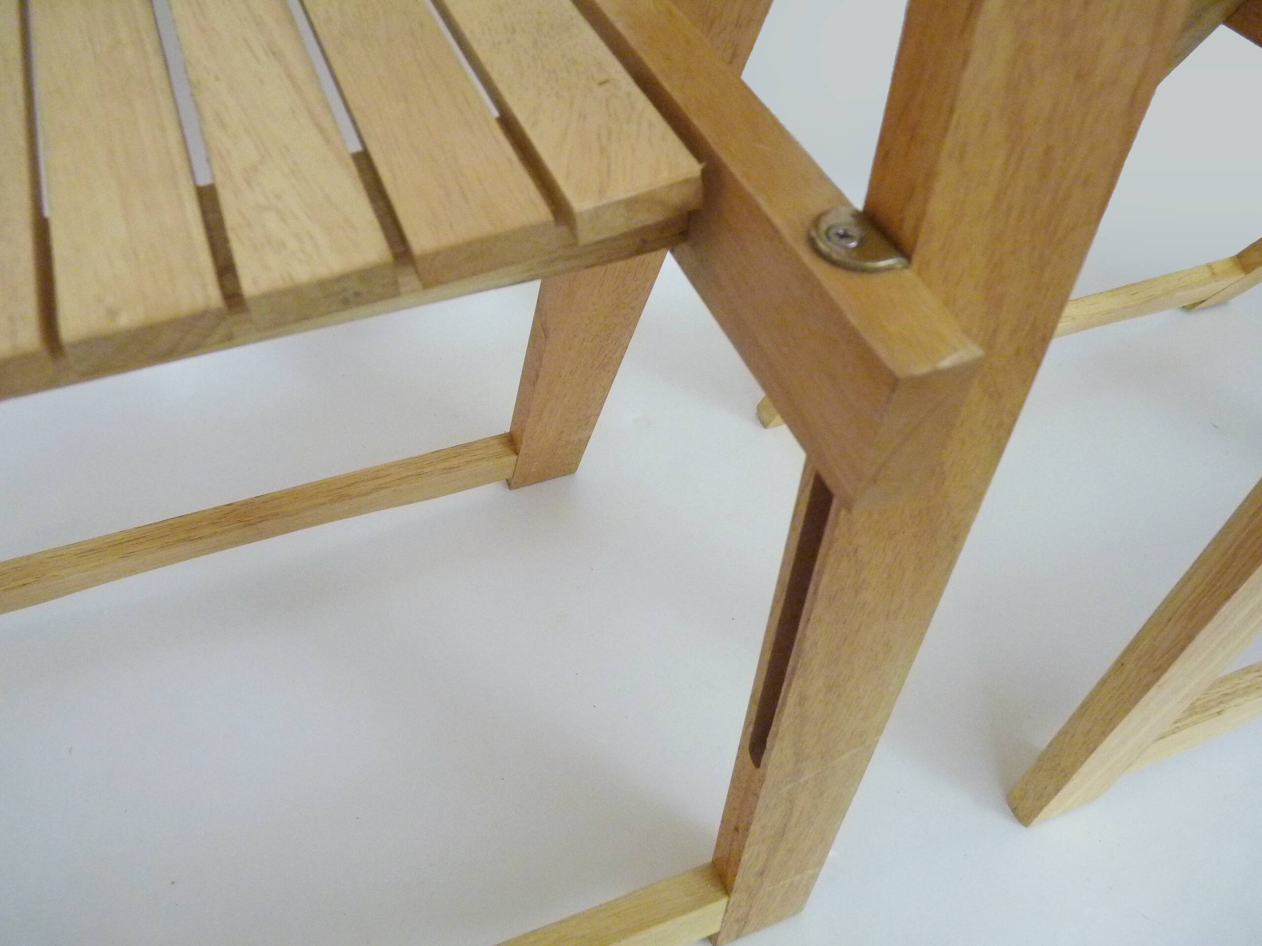 Set of 4 Vintage folding chairs in light wood