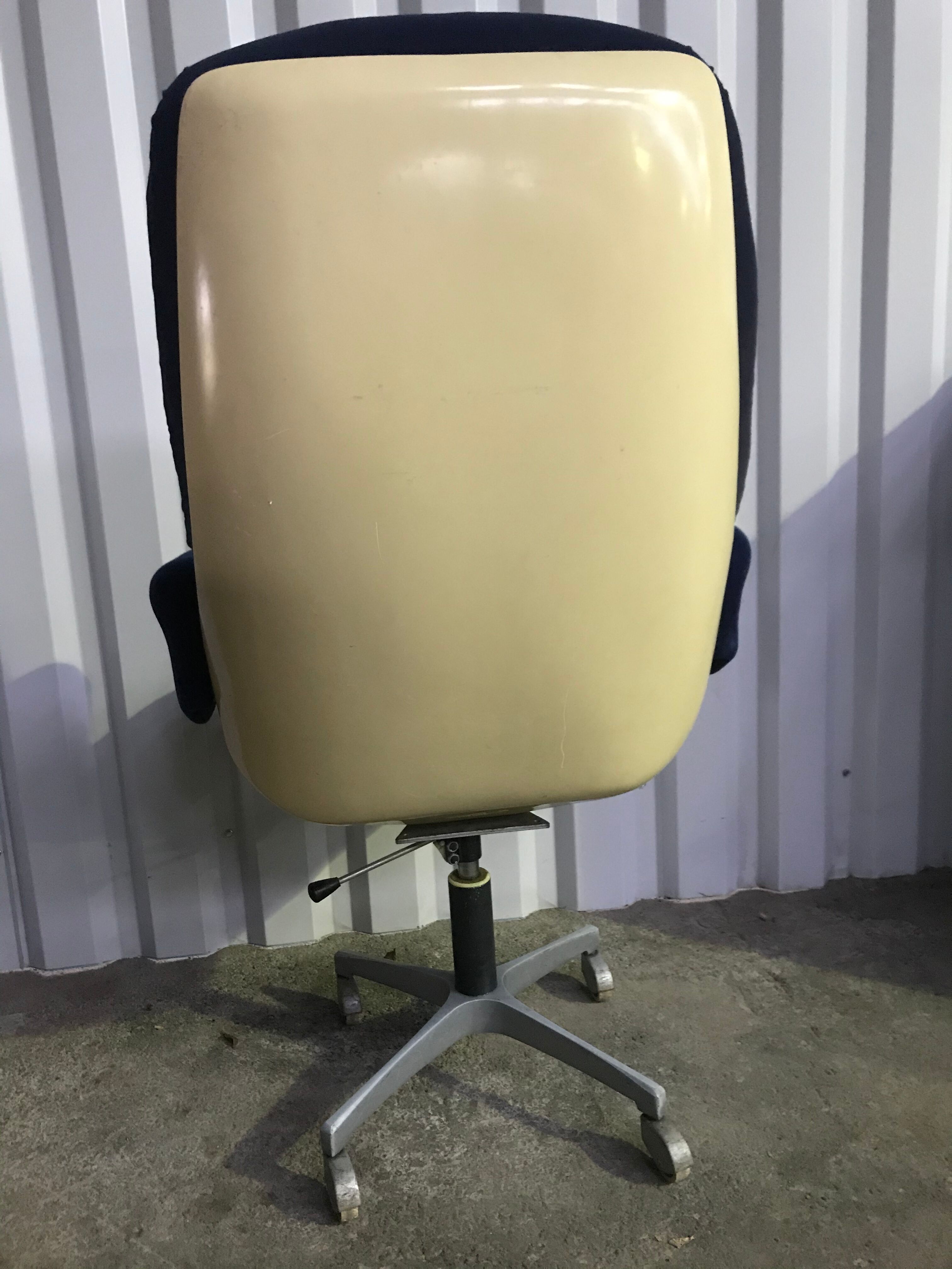 Vintage office chair 1970