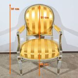 Paire de Fauteuils Cabriolet, en Bois réchampi, style Louis XVI – Fin XIXe