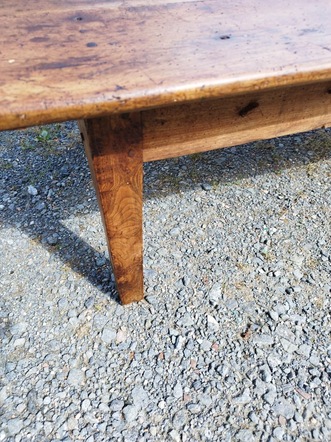 Table basse de ferme rustique