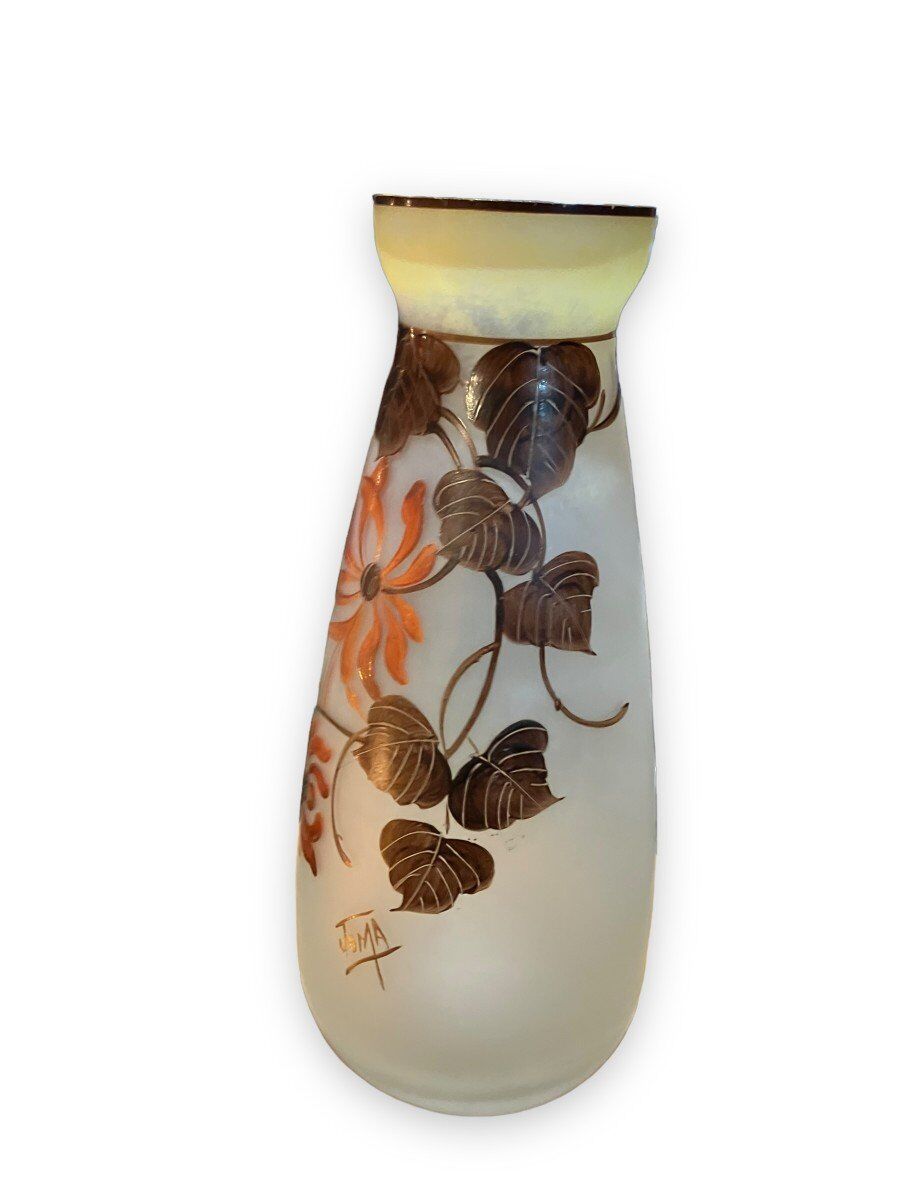 Paire de vases en pâte de verre peinte signés joma