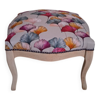 Footrest or end of sofa