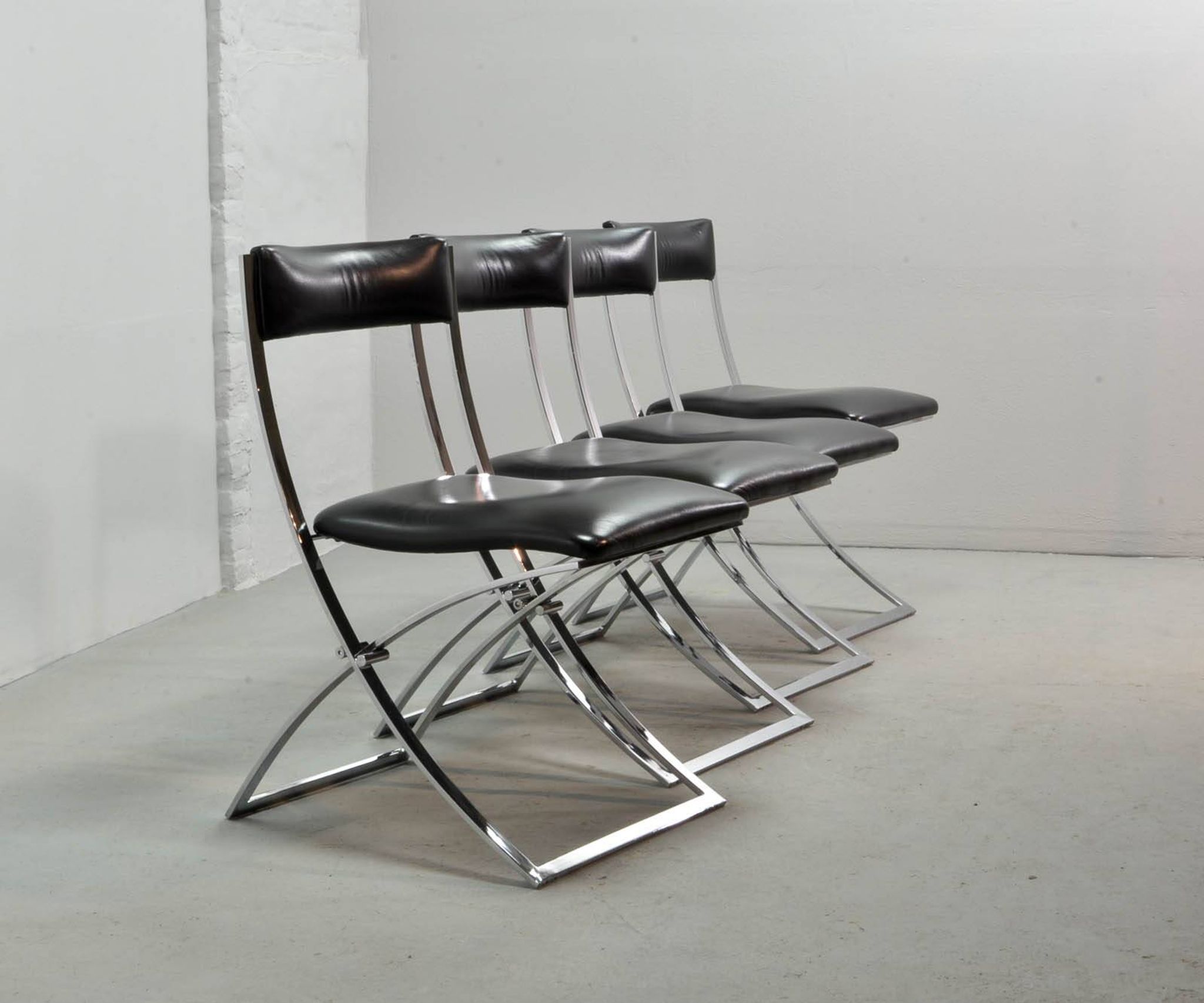 Chaises de salle à manger vintage Marcello Cuneo pour Mobel Italia, années 1980