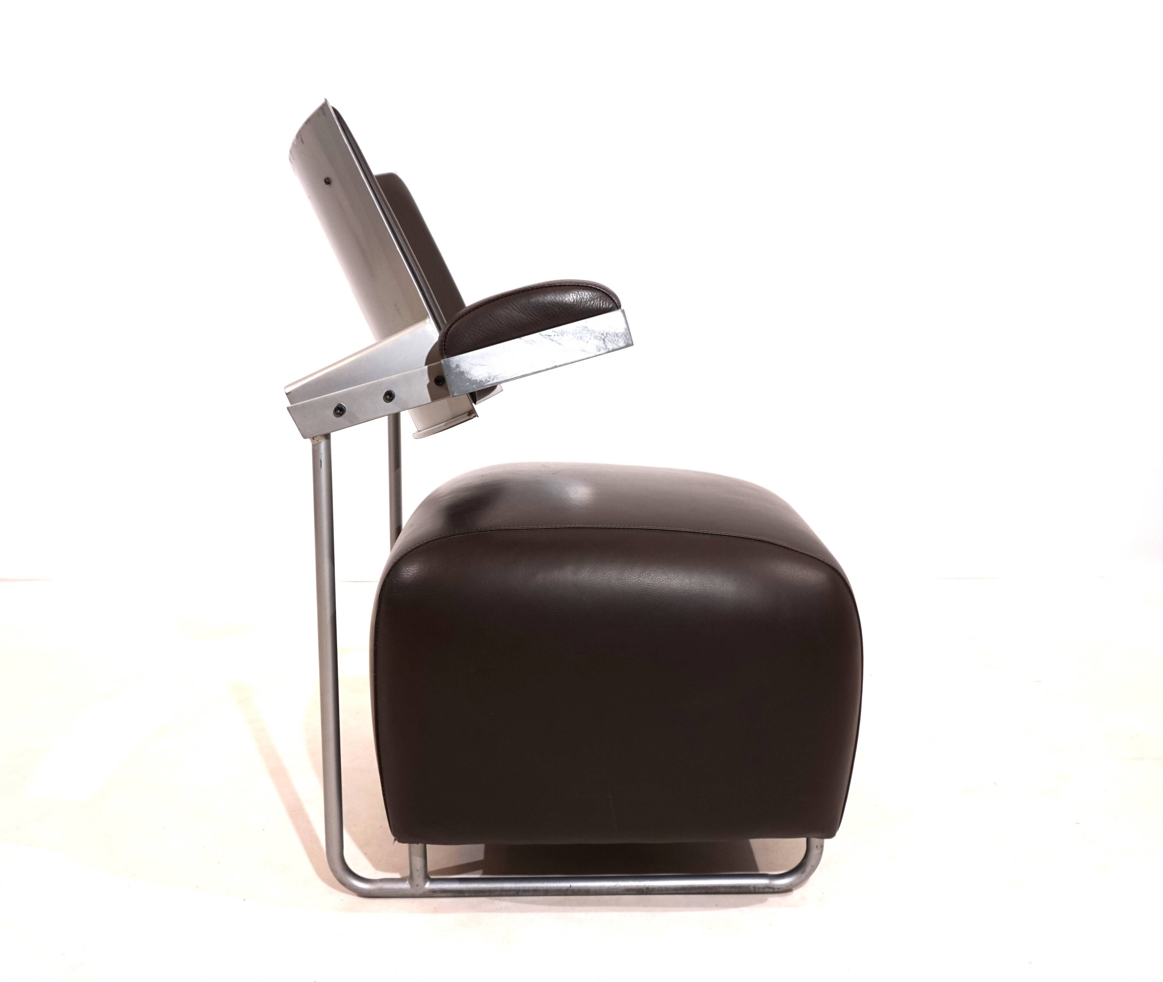 Fauteuil lounge en cuir Oscar pour Inno Oy par Harri Korhonen