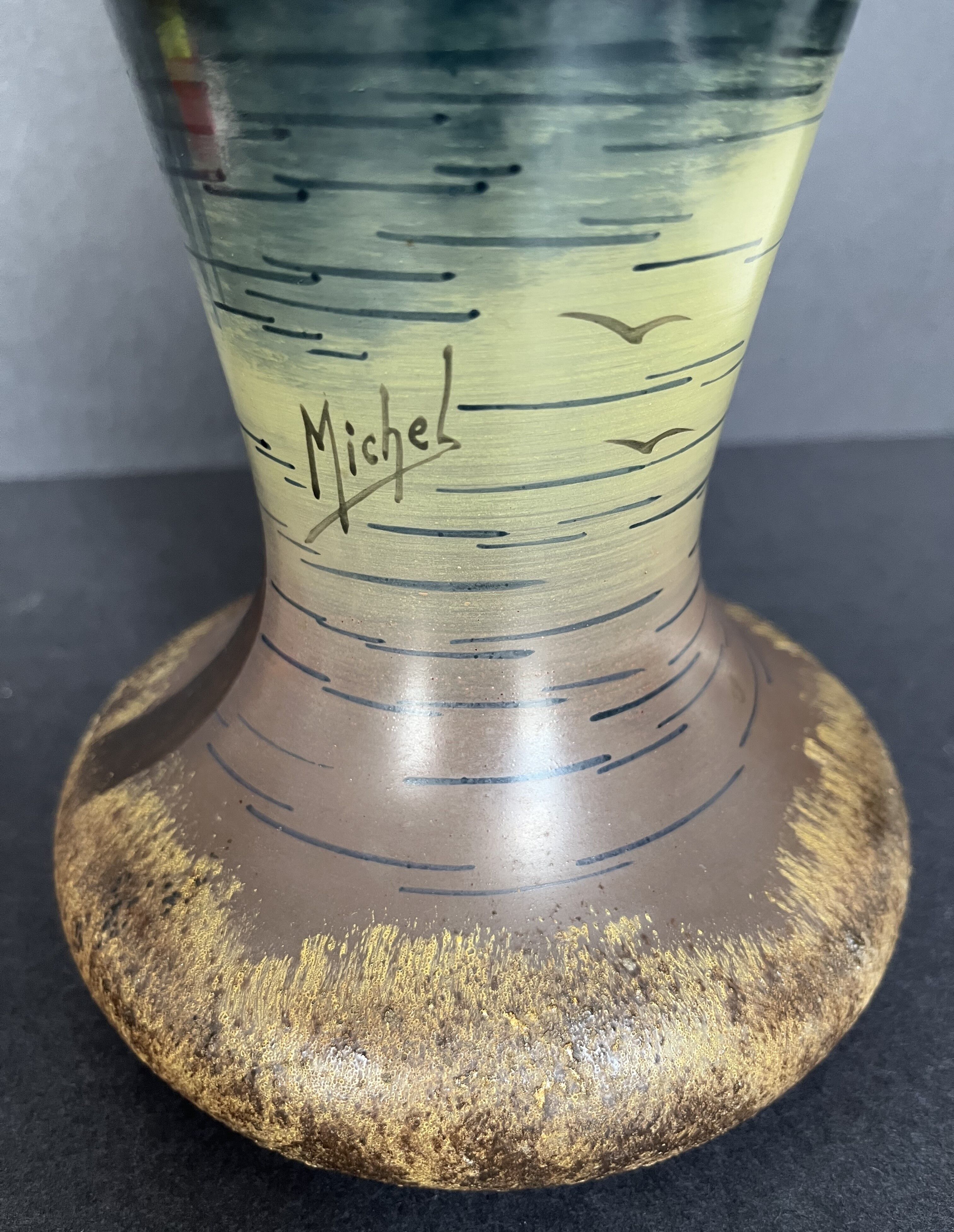 Vase en verre émaillé