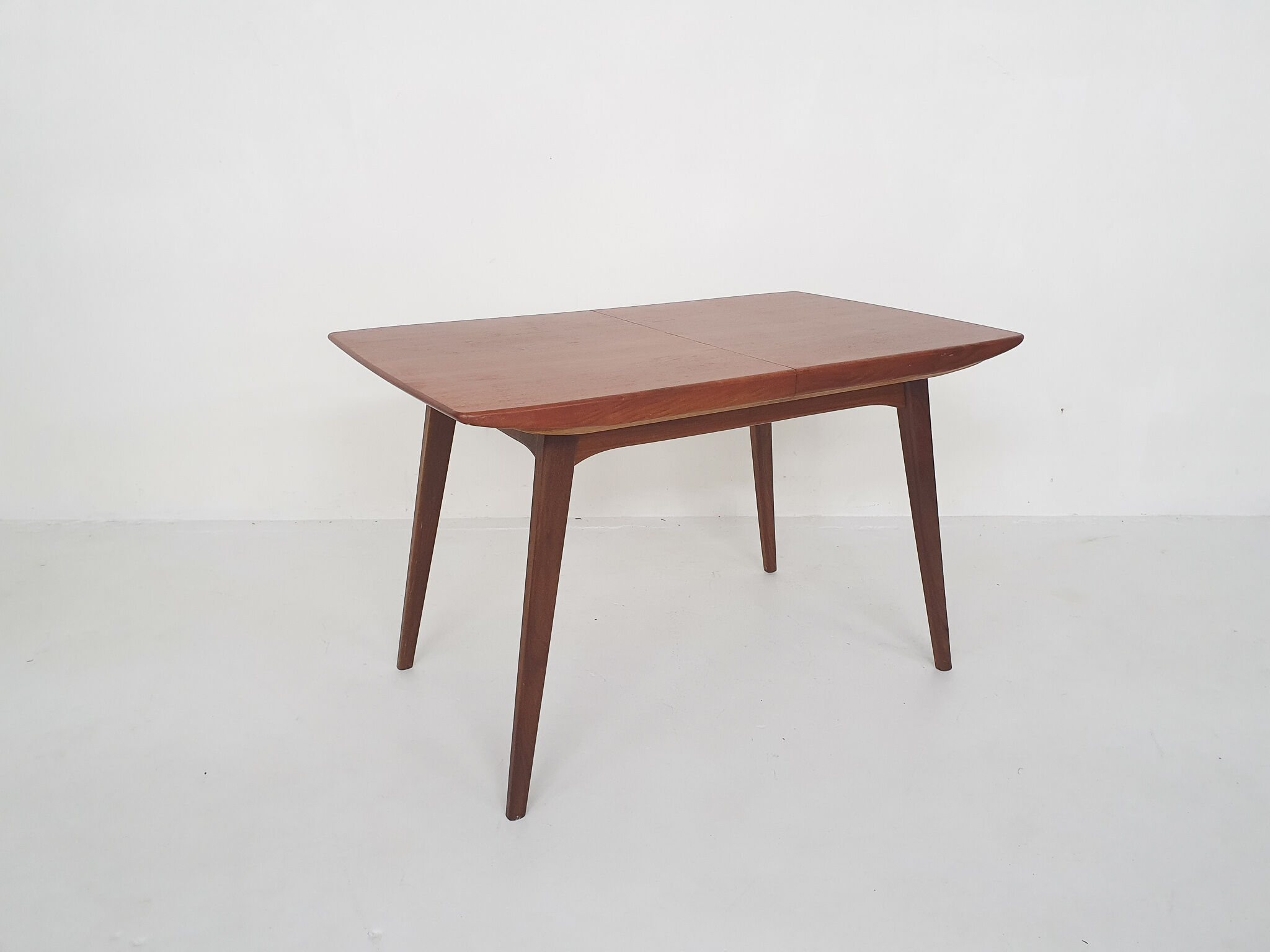 Louis van Teeffelen for Webe teak extendable dining table, The Netherlands 1950's