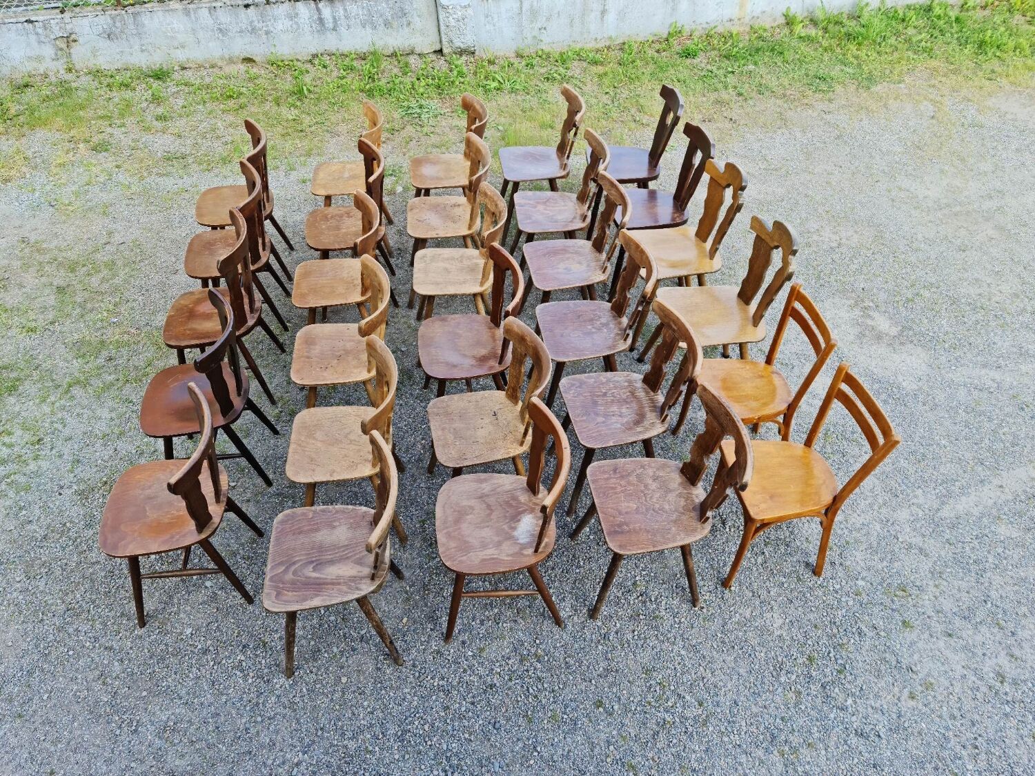 25 solid wood bistro chairs bentwood
