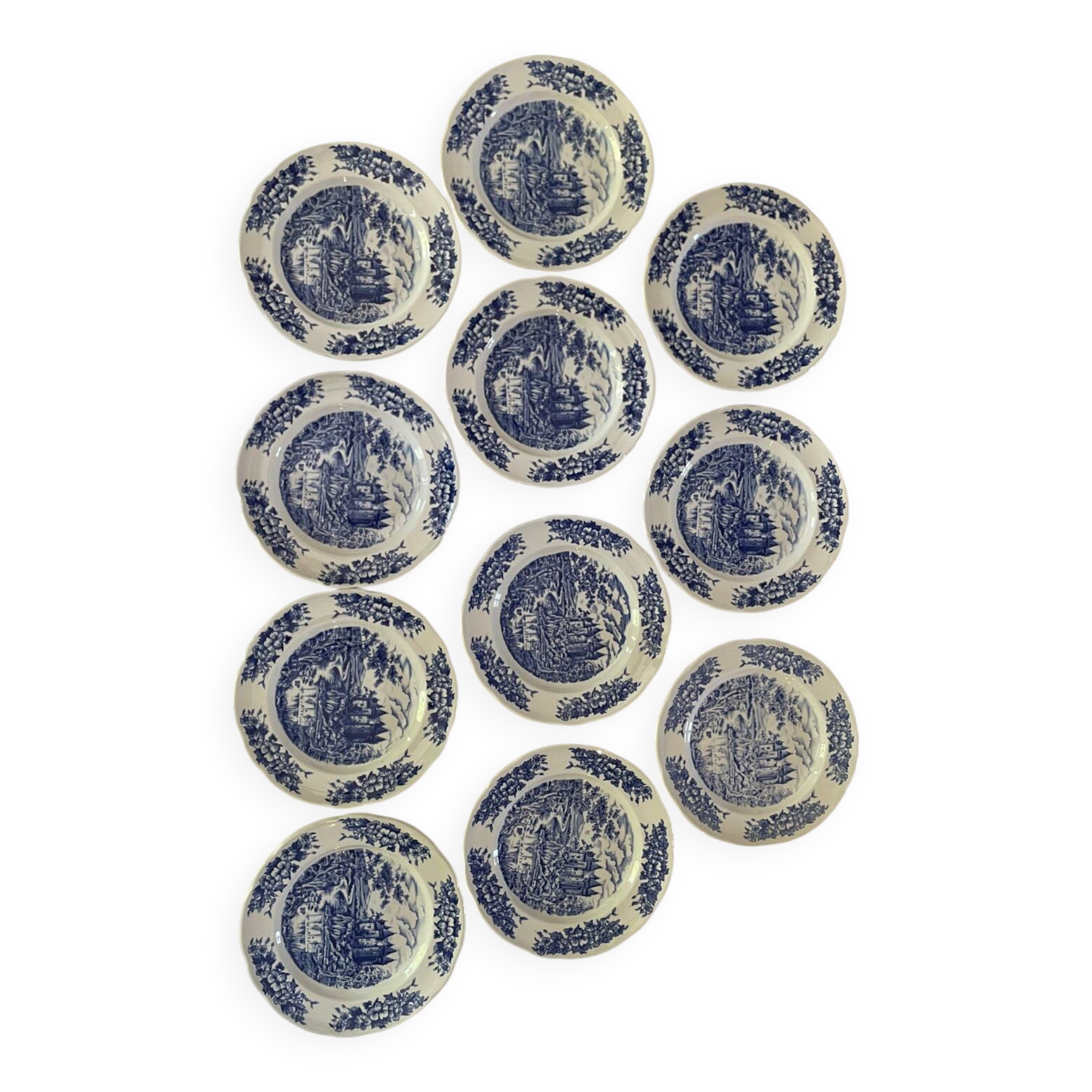 Set of 10 classic porcelain plates + 1 free – blue design