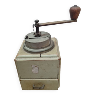 Olive green Peugeot coffee grinder