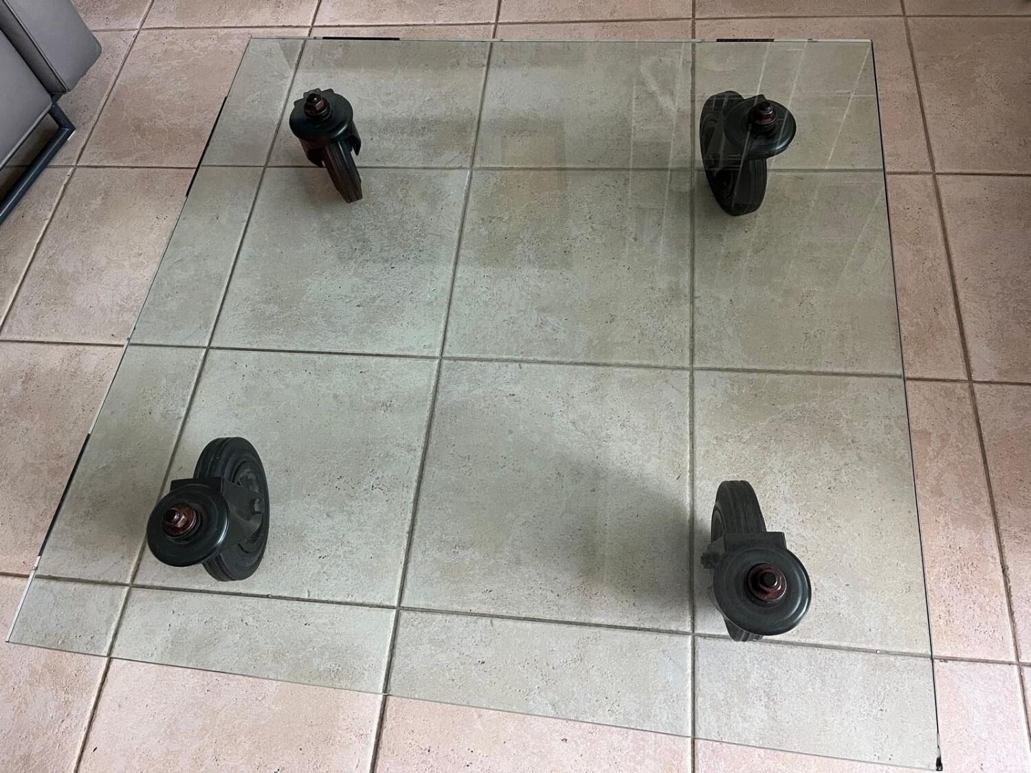 Coffee table "Tavolo con Ruote" - Gae Aulenti - FontanaArte - 100x100cm