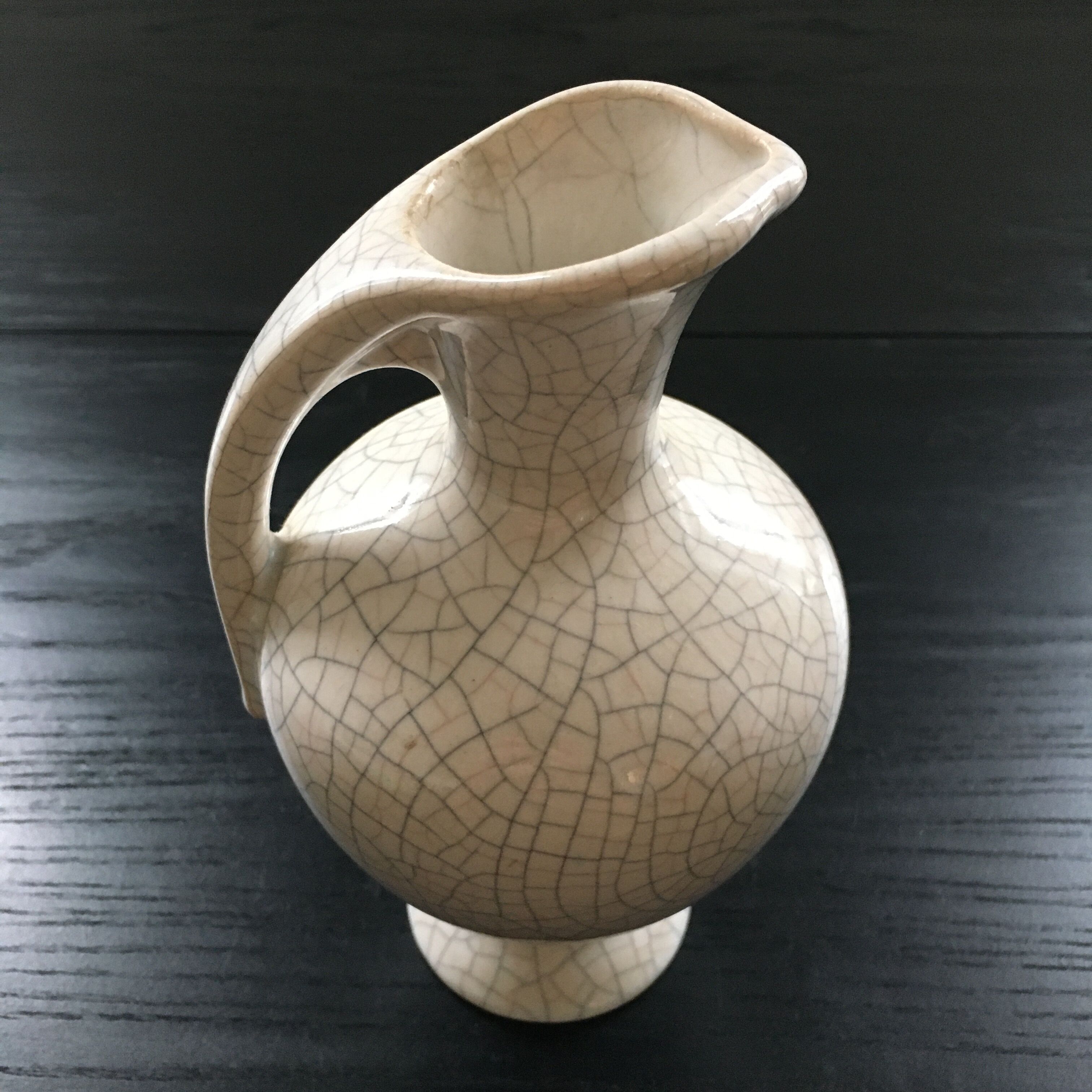 Cracked ivory amphora vase