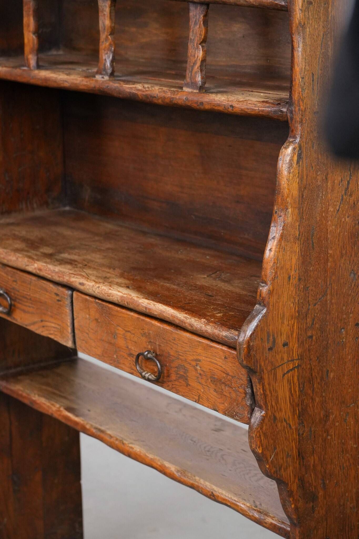 Spanish farmhouse wooden kitchen cabinet from the early 20th century
