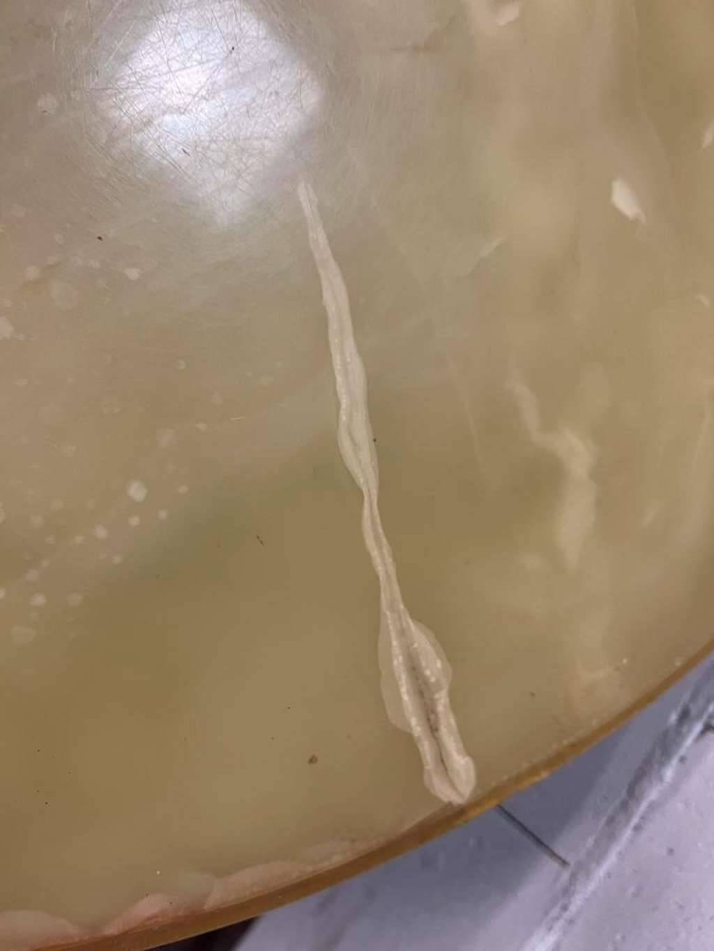 Vintage round coffee table: onyx top & gold brass structure