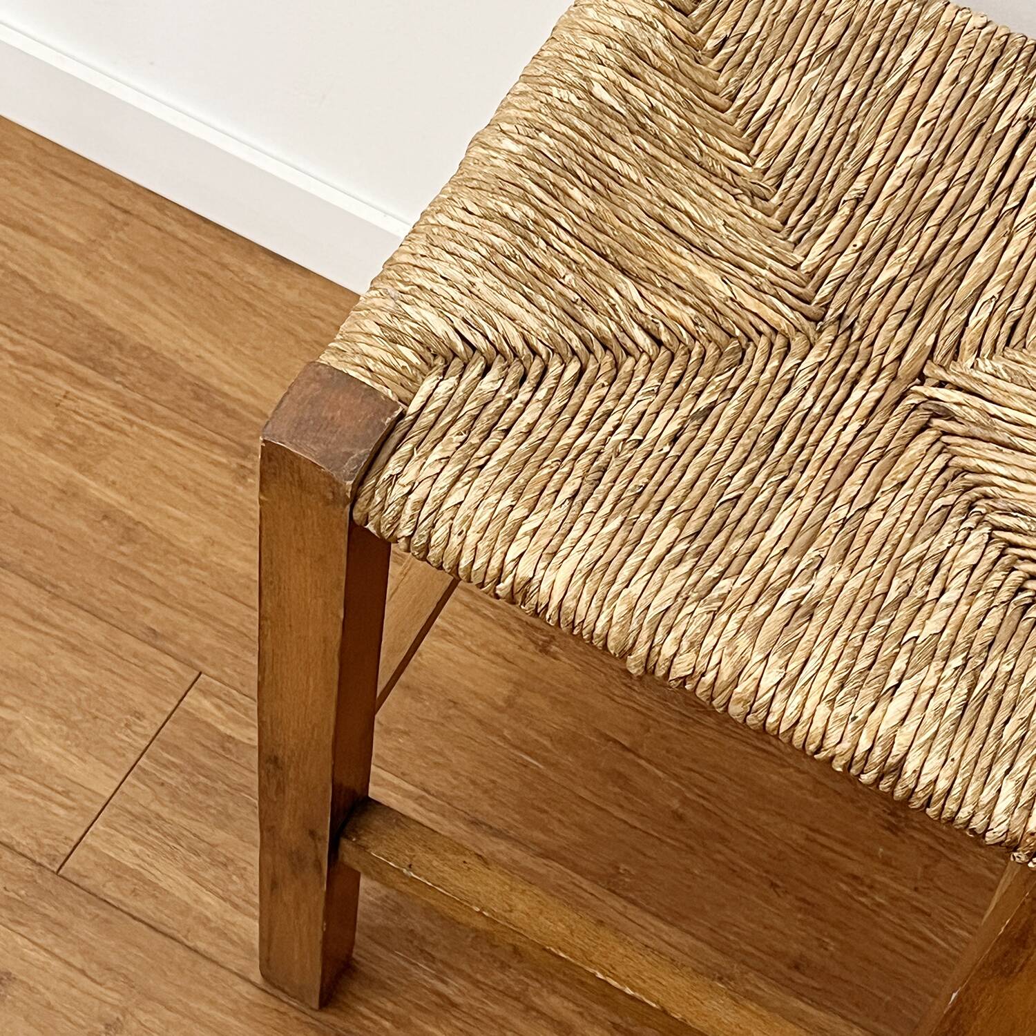 Tabouret en paille