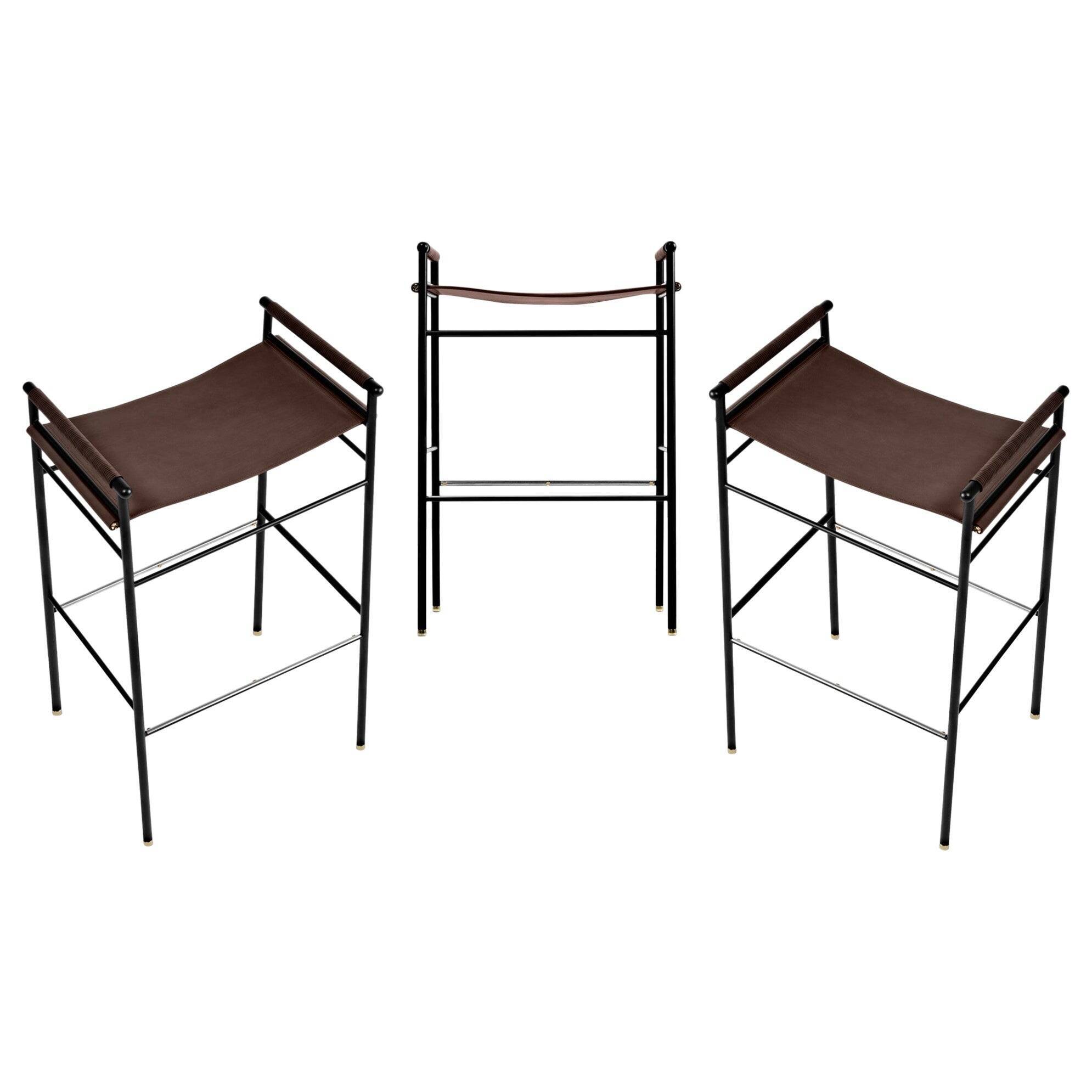 Lote de 3 Taburetes de Bar Contemporáneos "Repose" Sillín Marrón Oscuro Estructura Engomada Negra