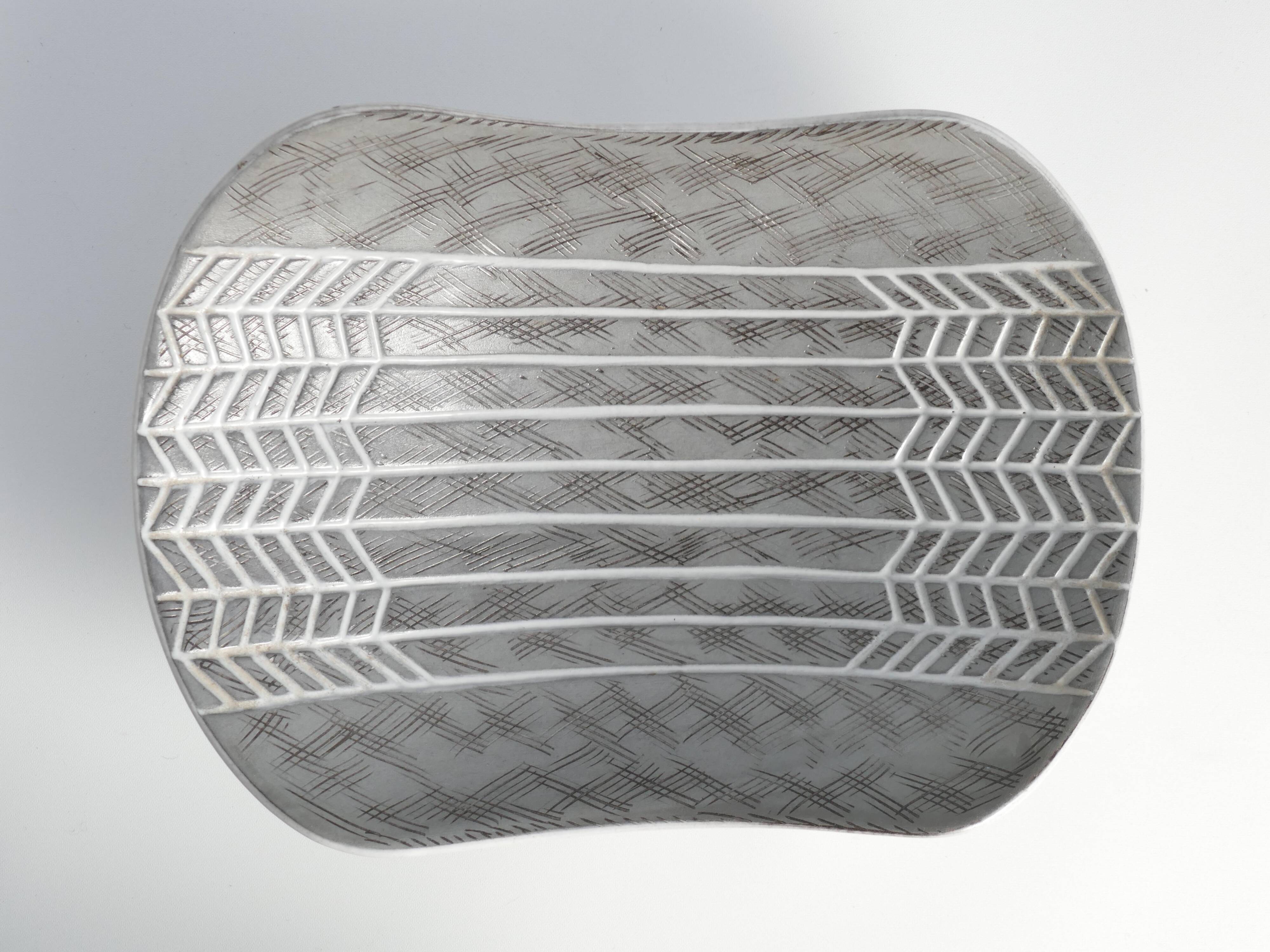 Mid-Century Ceramic Bowl "Ax" by Mari Simmulson for Upsala Ekeby, Sweden 1950s