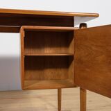 Bureau en teck autoportant de style moderne du milieu du XXe siècle, Danemark, années 1960