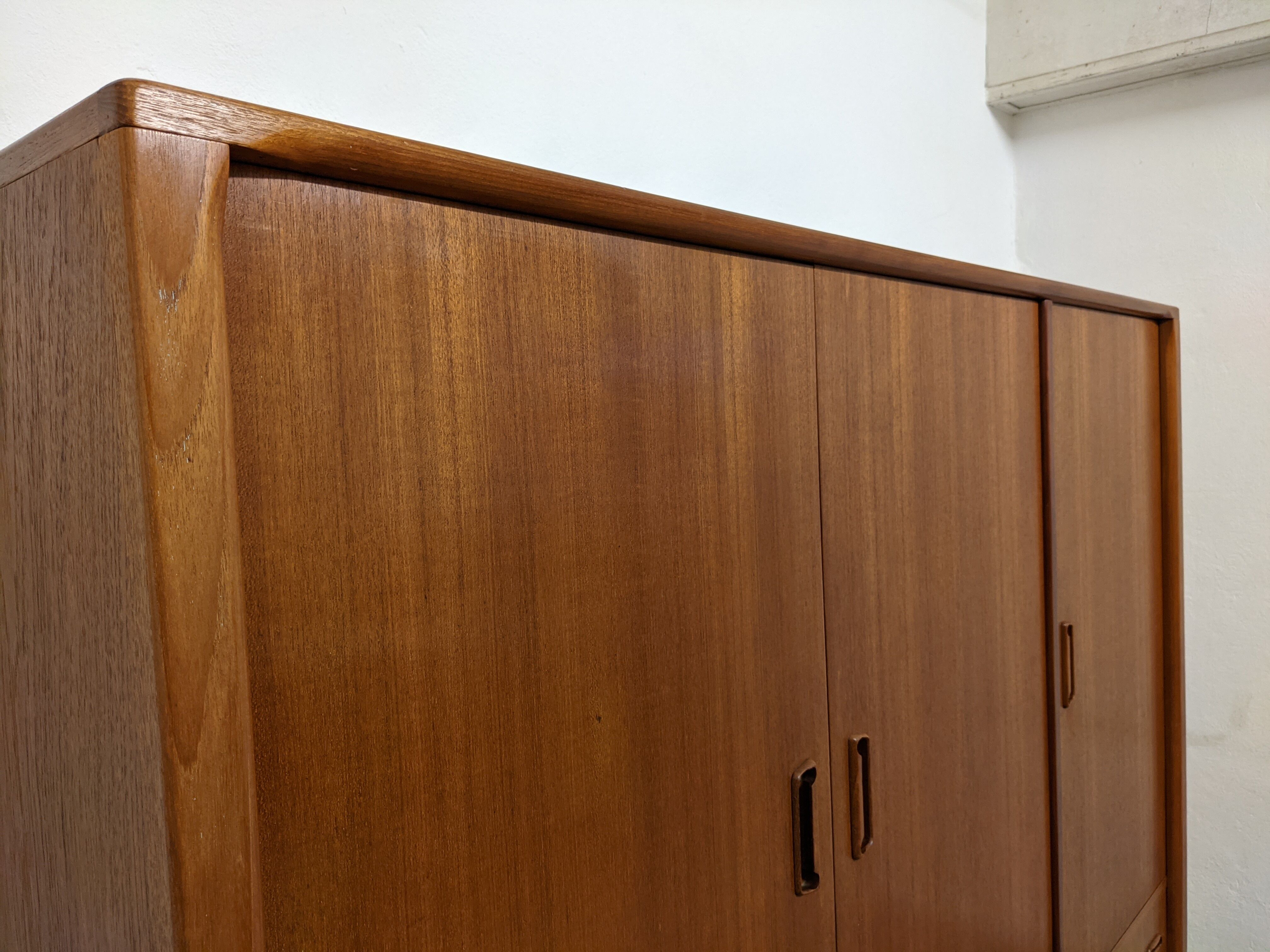 Danish teak wardrobe from the 50s/60s