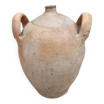 Jug Old terracotta jar