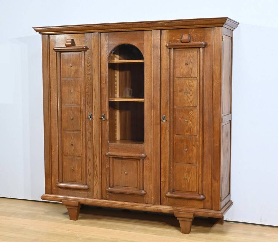 Oak bookcase, Art Deco period – 1940