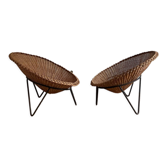 Pair of armchairs rattan basket feet metal