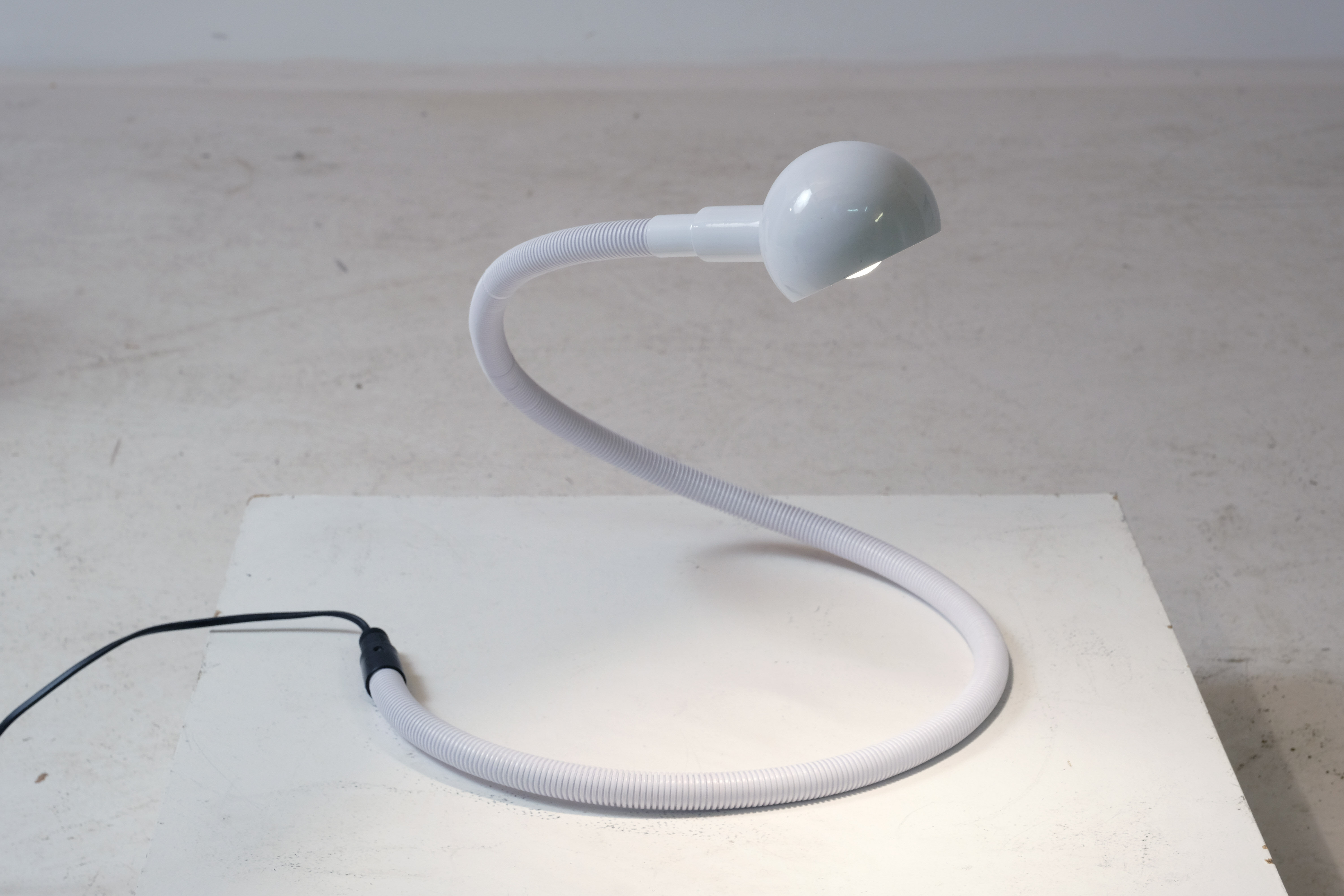 Hebi Desk Lamp by Isao Hosoe for Valenti Luce
