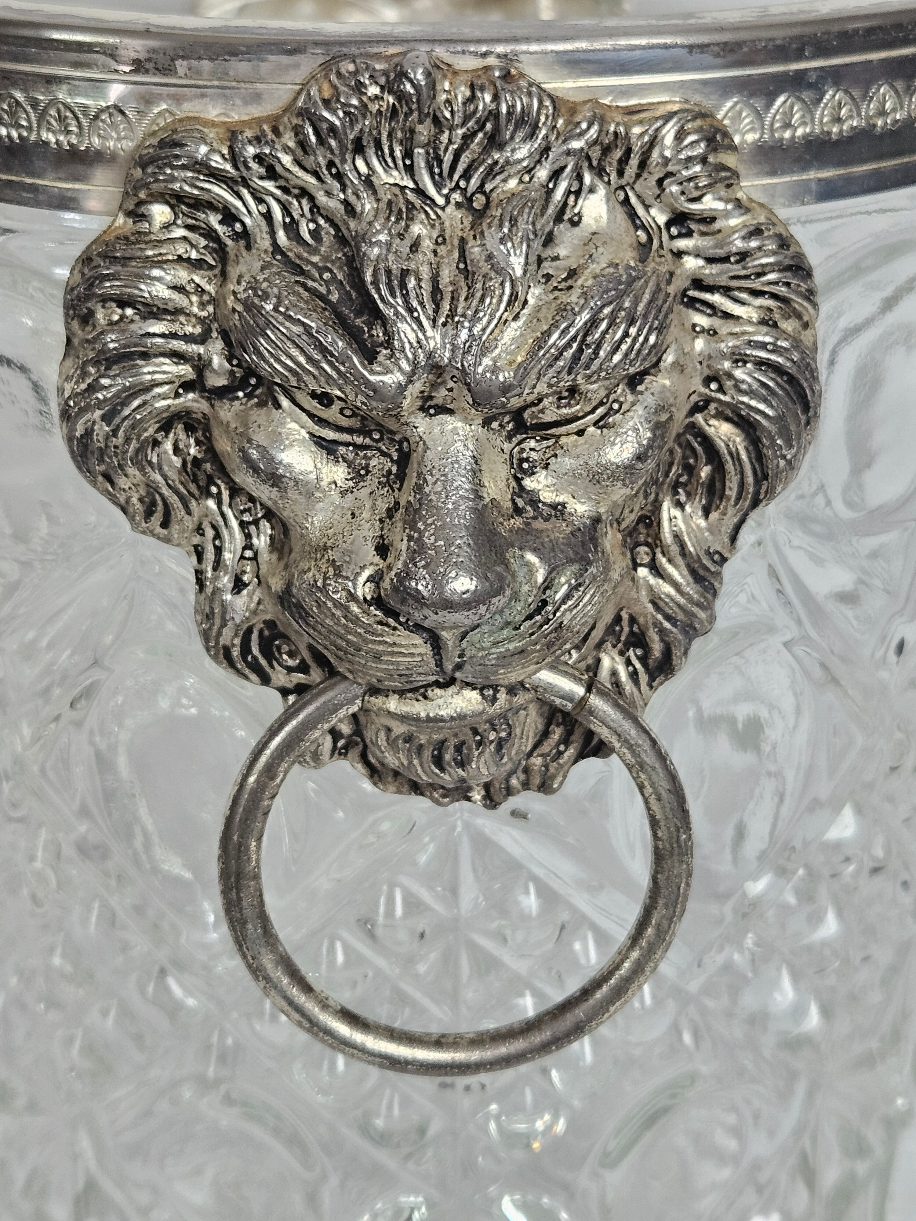 Lion head champagne bucket and its stand 20th century