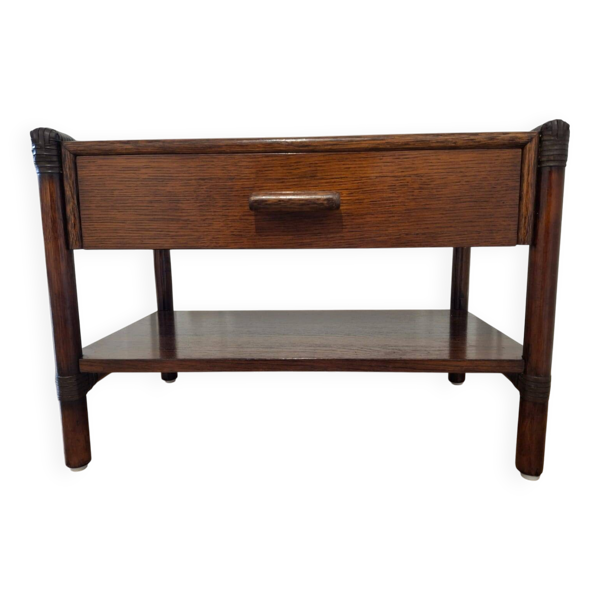 Table de chevet, Italie des années 70