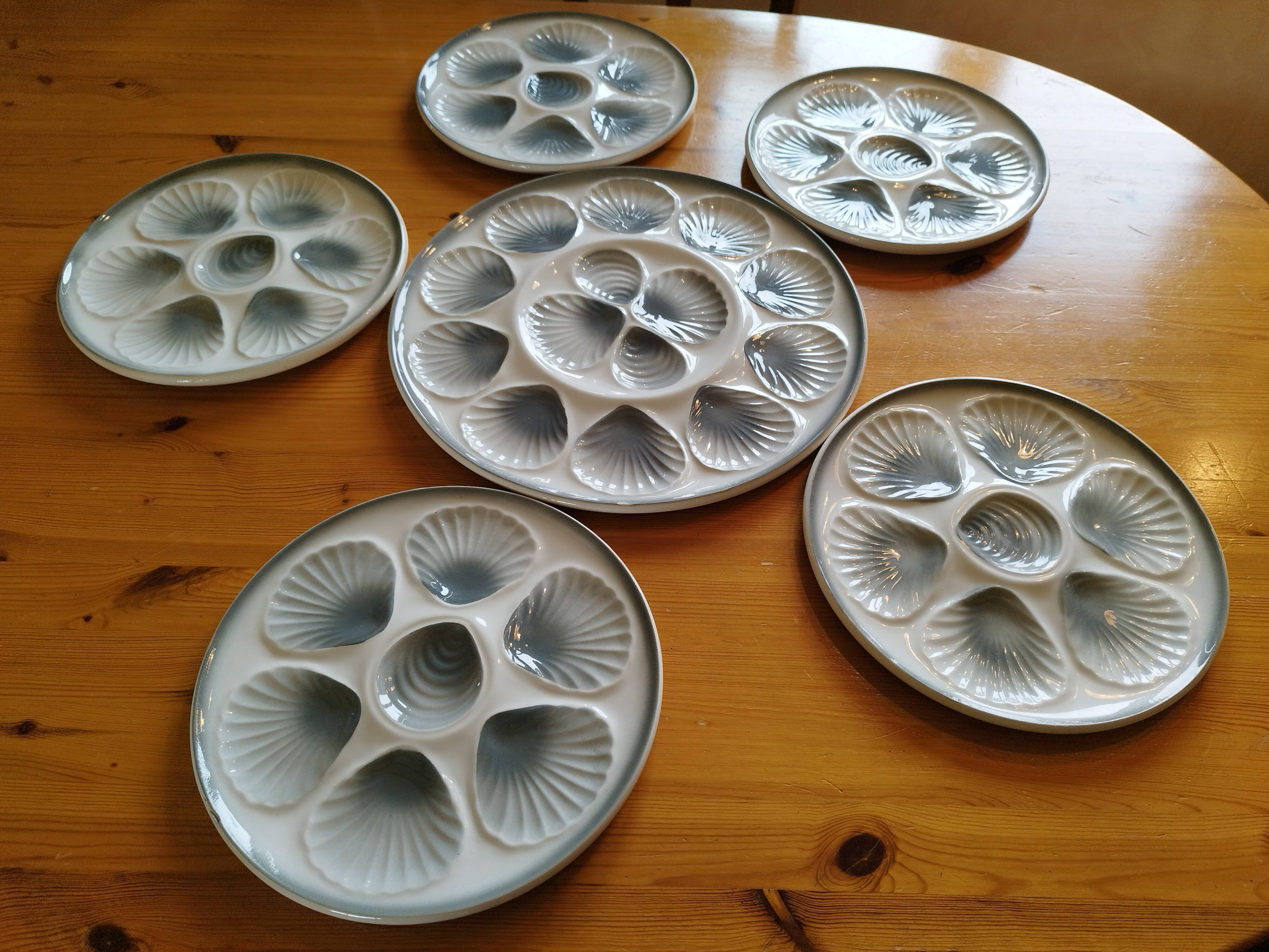 Set of 6 oyster plates and dish