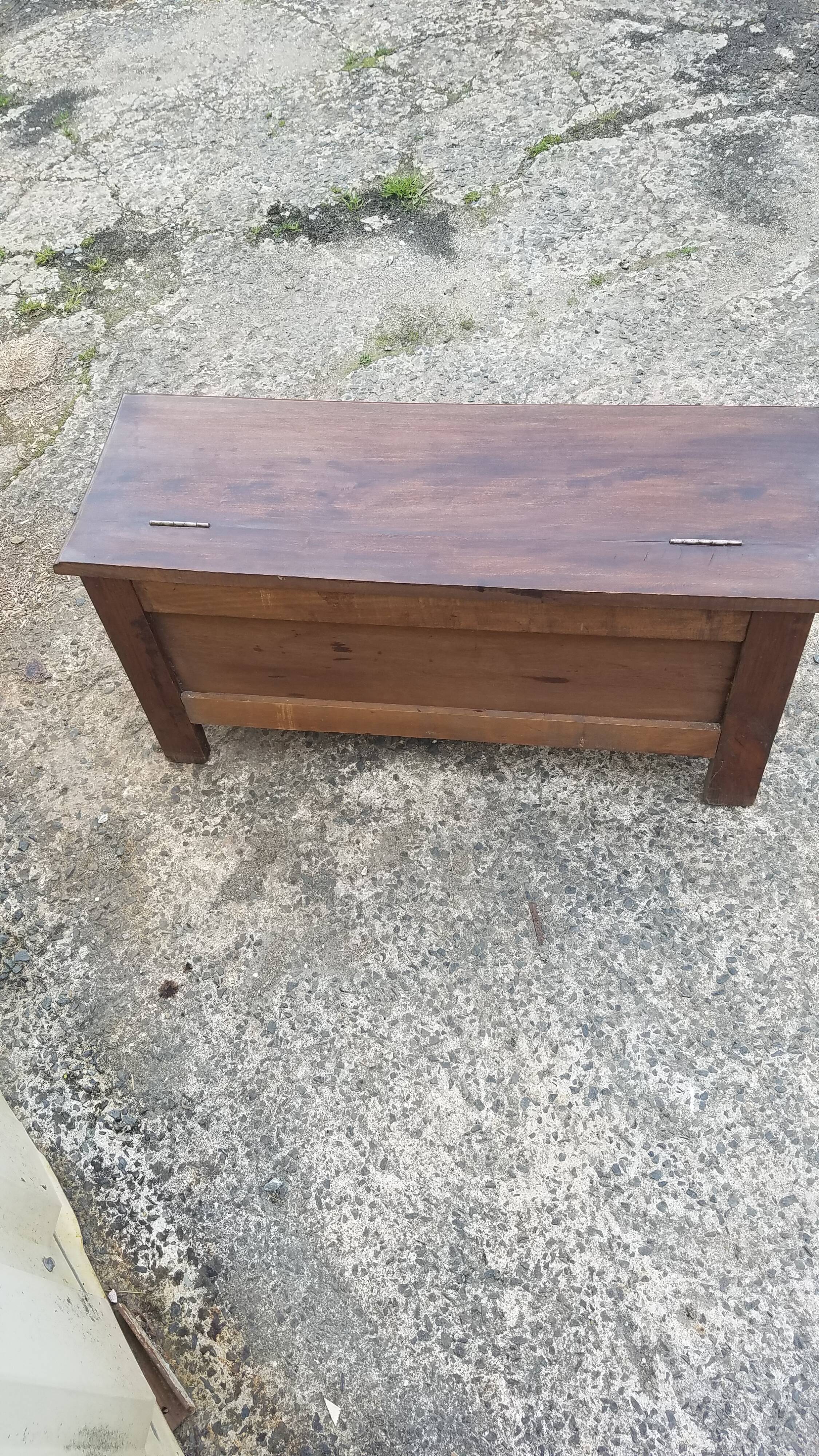 Wooden bench box