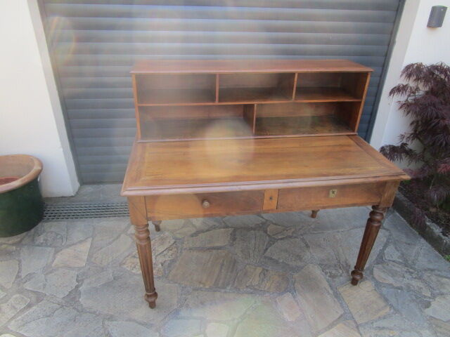 Old wooden stepped desk