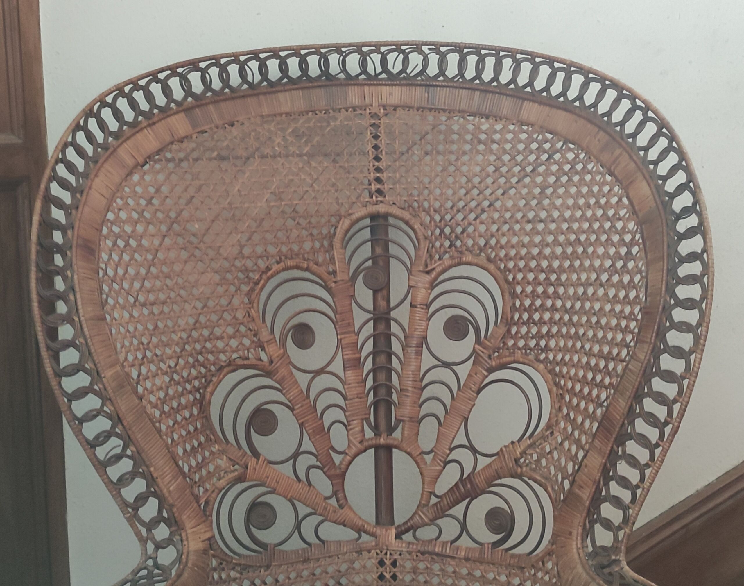 Large Armchair Peacock Emmanuelle/vintage rattan