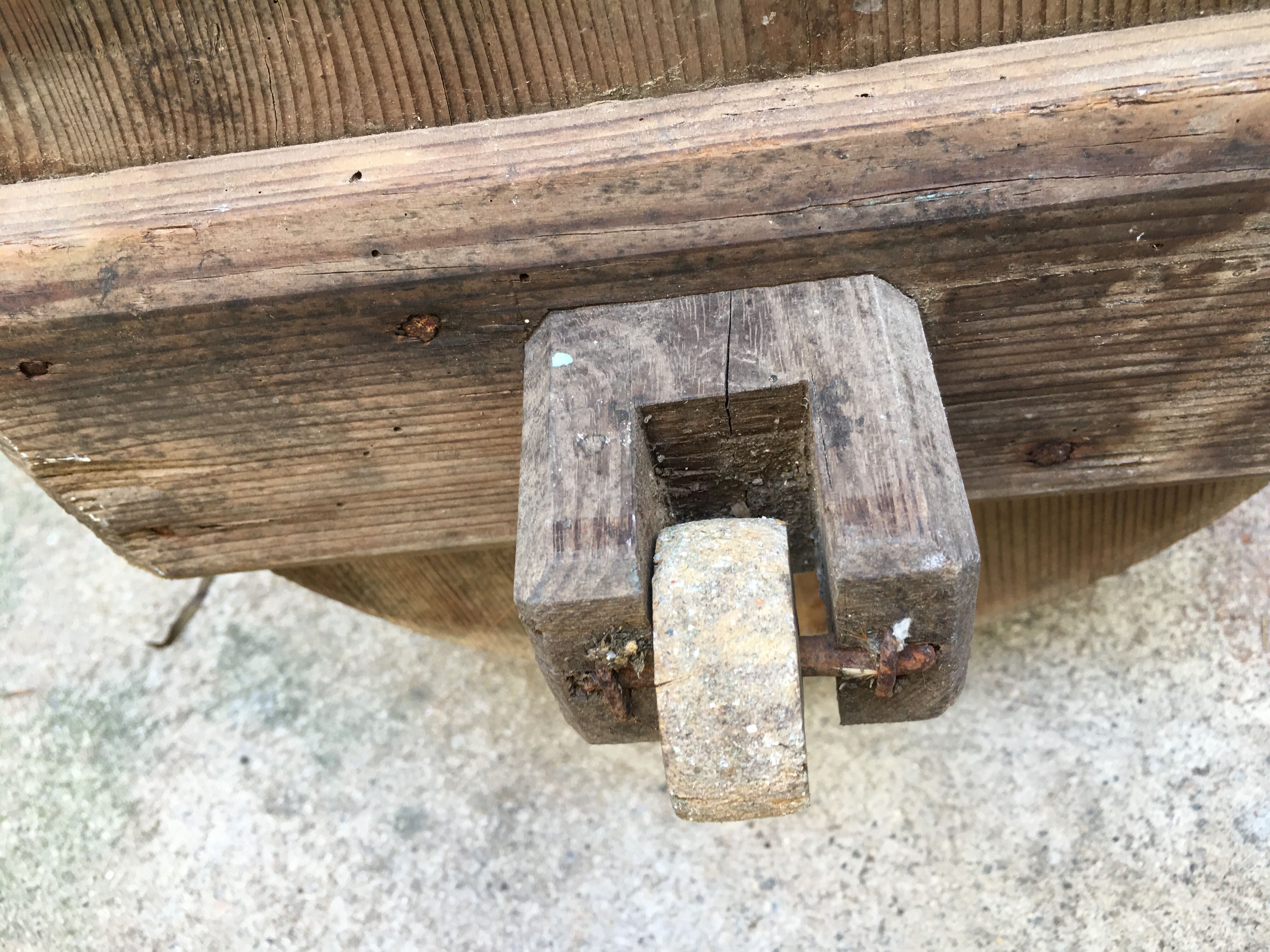 Baignoire en zinc socle bois XIXème siècle