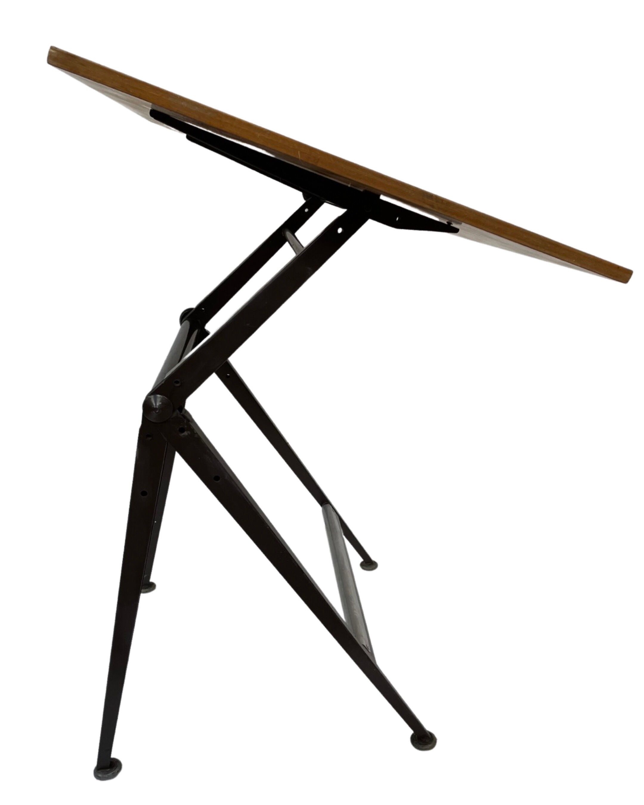 Drawing Table Reply Wim Rietveld and Friso Kramer for Ahrend by Cirkel