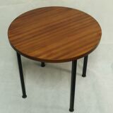 Scandinavian round table