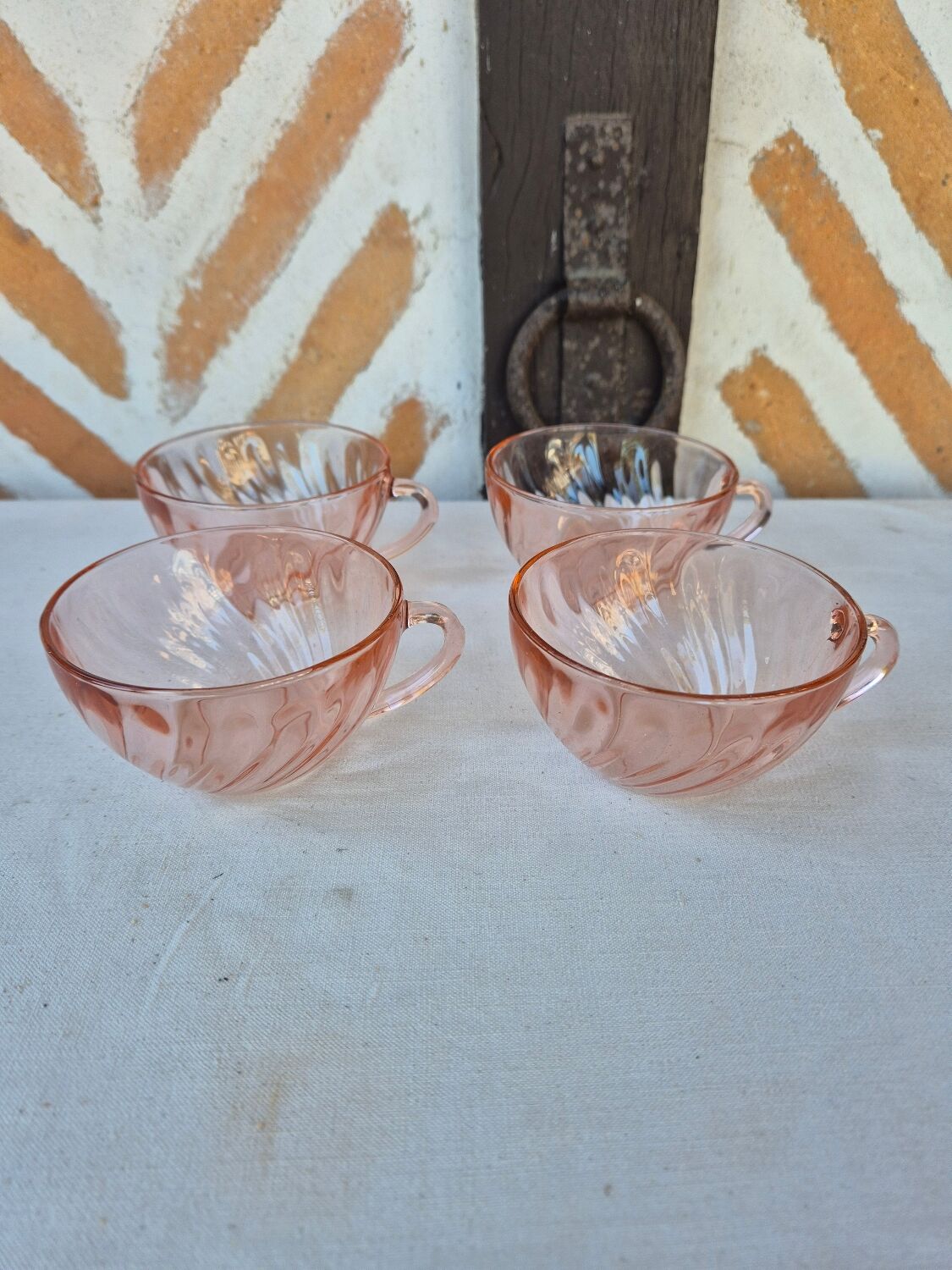 Arcoroc Arcopal Rosaline coffee cups