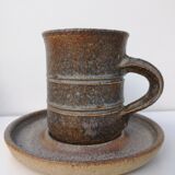Duo vintage sandstone mugs