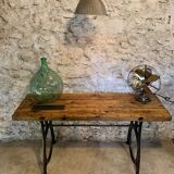 Established cast-iron stand shop console