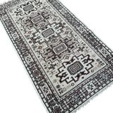 Oriental style rug 70cm x 170cm