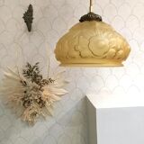 Moulded pressed glass suspension