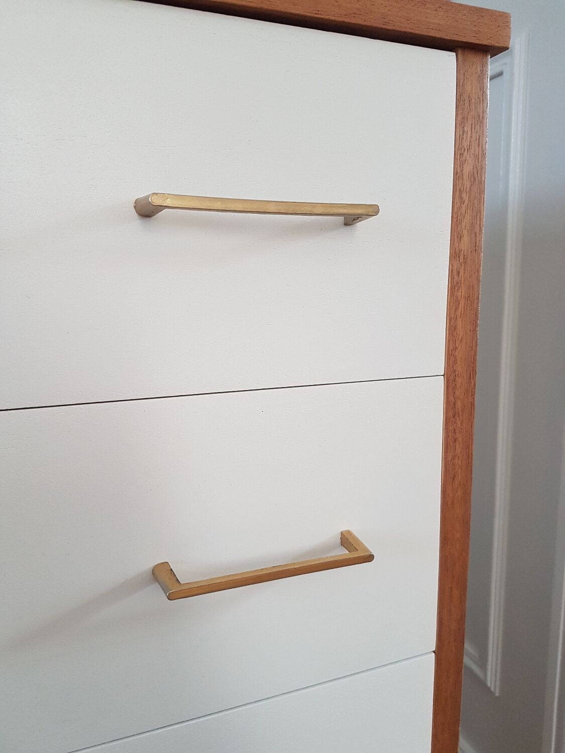 Vintage chest of drawers bobbin feet