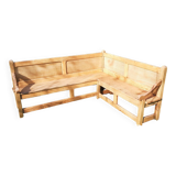 Corner bench