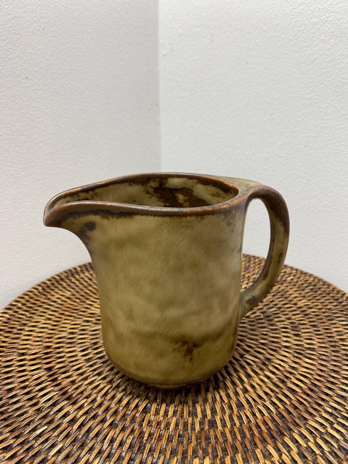 Sahara teapot and milk jug