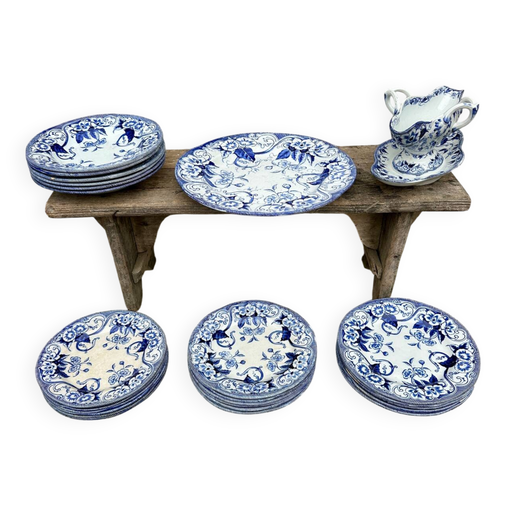 Antique Creil Montereau earthenware dinner service with Flora pattern